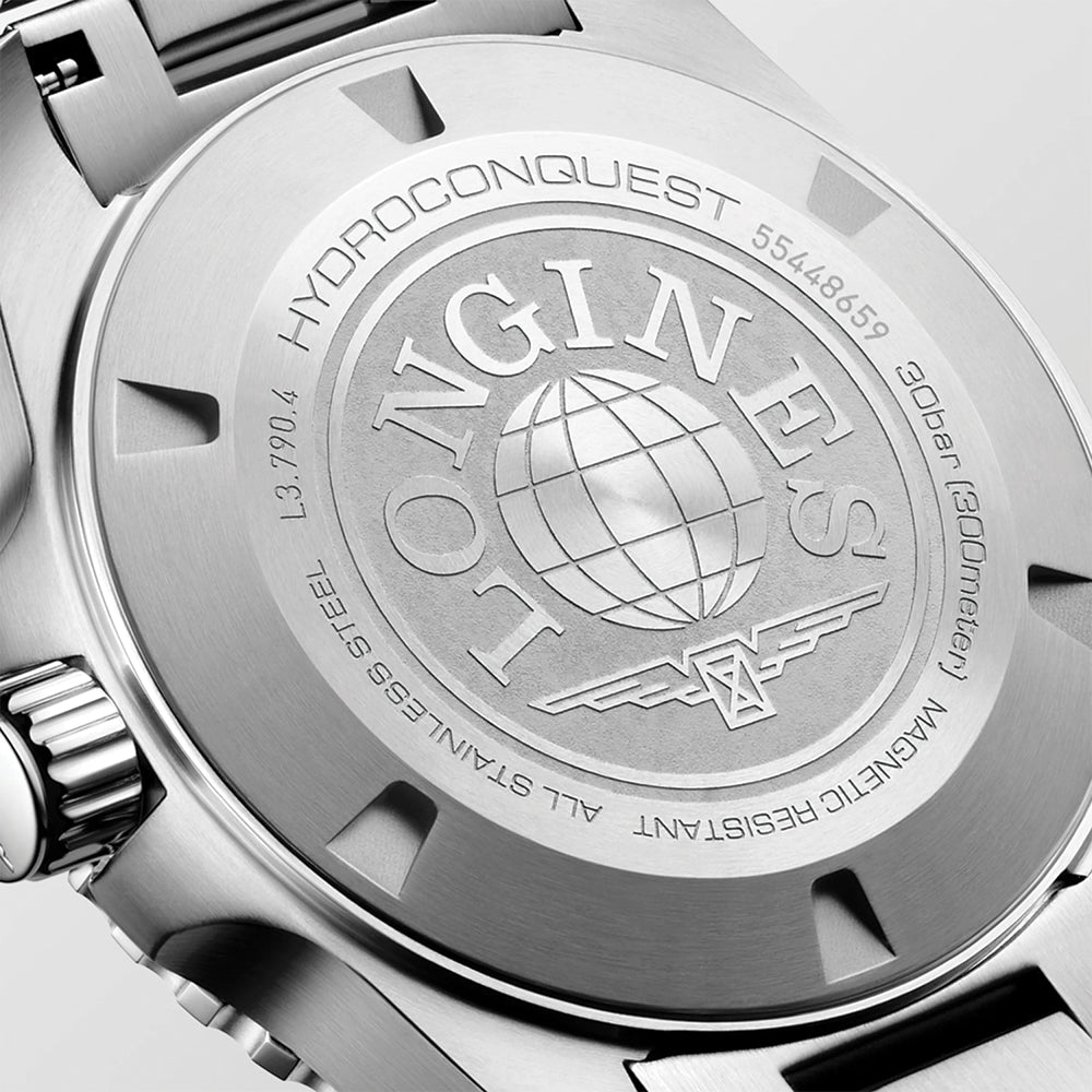 HydroConquest GMT 41mm - Green on Bracelet