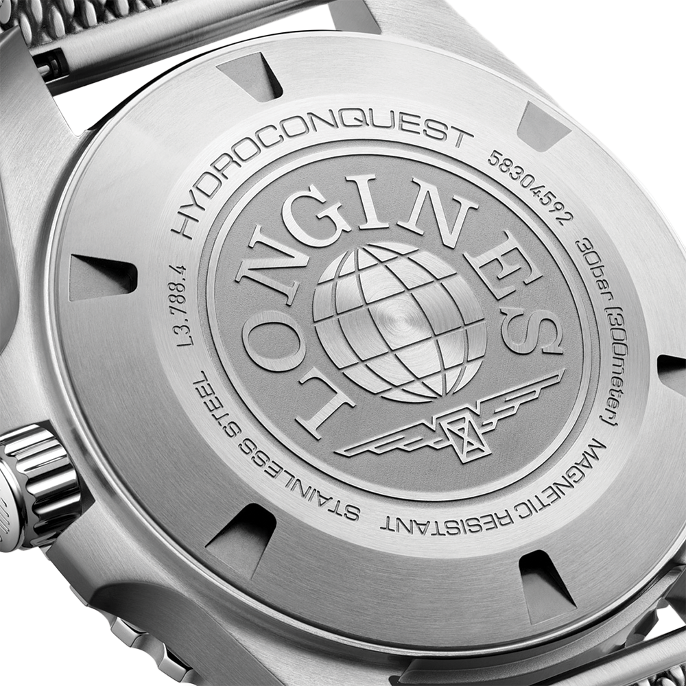 HydroConquest 42mm - Blue, Black Bezel on Mesh Bracelet